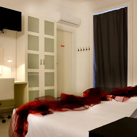 Rossovino ホテル ミラノ