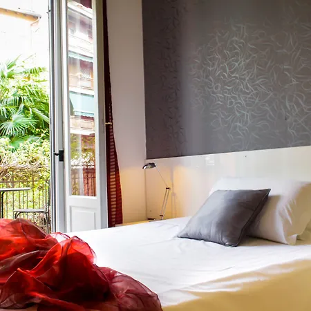 ホテル Rossovino ミラノ