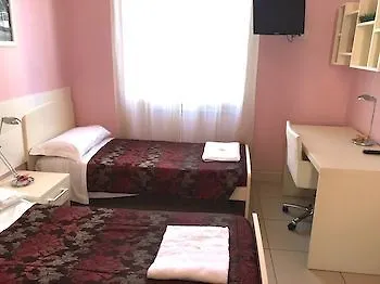 米兰罗索维诺酒店 酒店 米兰