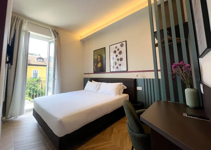 Rossovino Szálloda Milánó