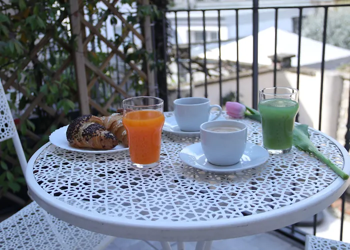 Rossovino 2* Milánó