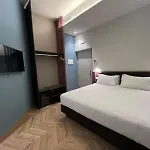 Rossovino Hotel