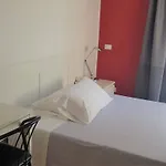 ホテル Rossovino ミラノ