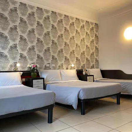 Hotel Rossovino 2*