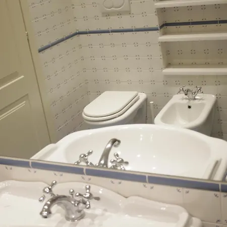 Hotel Rossovino Milan